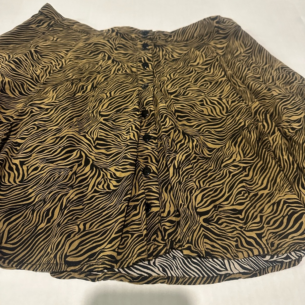 Urban outfitters animal, print skirt size medium - Picture 3 of 8